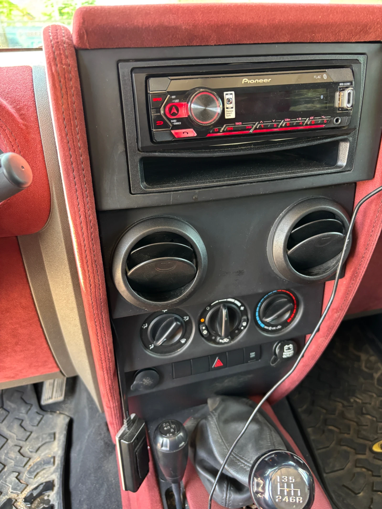 Jeep Wrangler, снимка 10 - Автомобили и джипове - 54491649