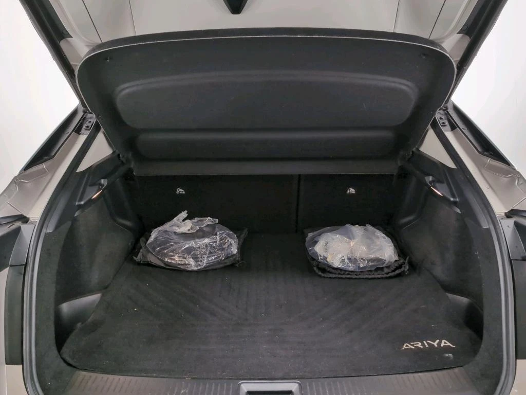 Nissan Ariya 87kwh - Evolve - Full, снимка 13 - Автомобили и джипове - 55177219