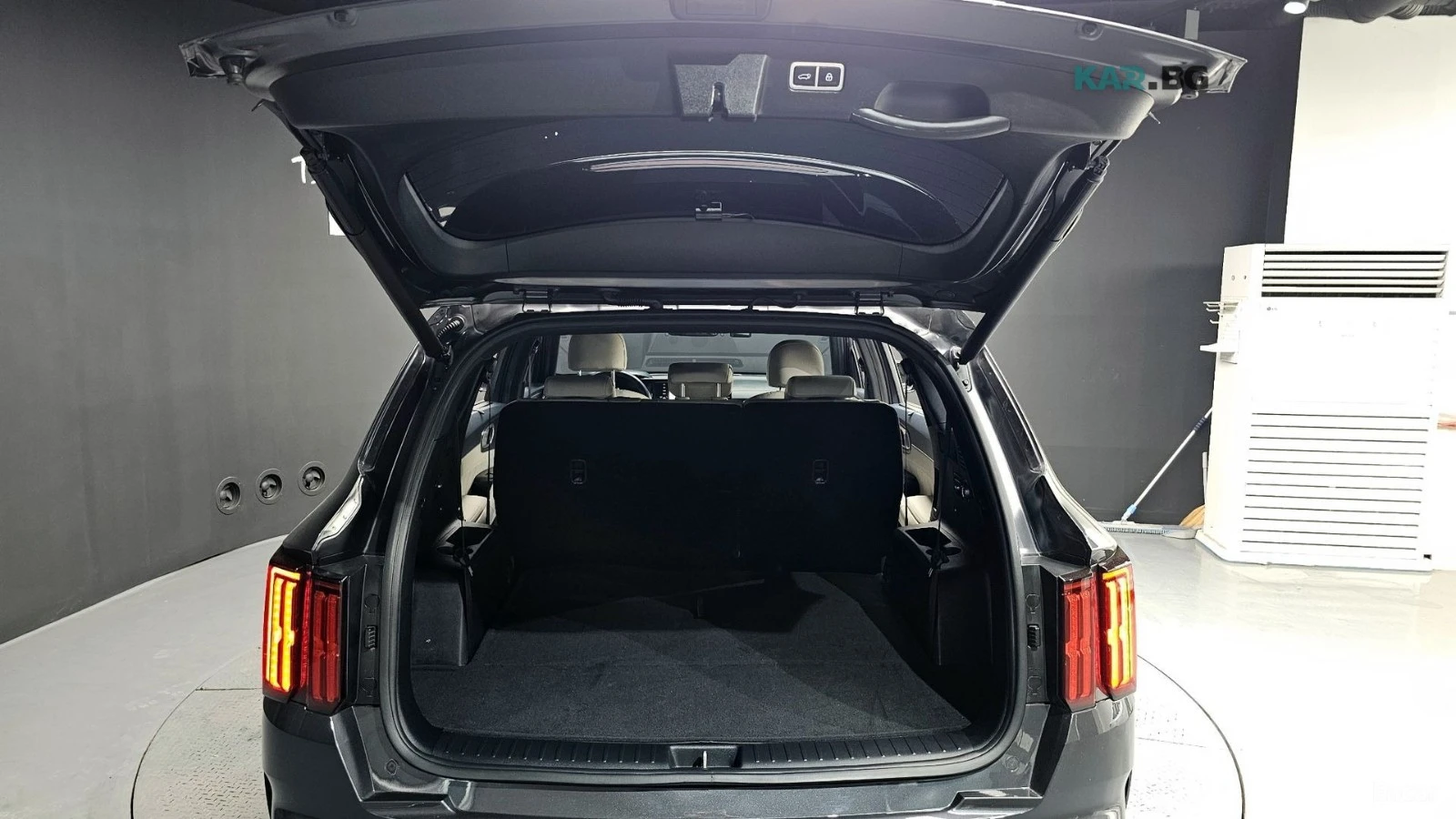 Kia Sorento SIGNATURE/HEV-1.6/DRIVE-ASSISTS/, снимка 15 - Автомобили и джипове - 55348996