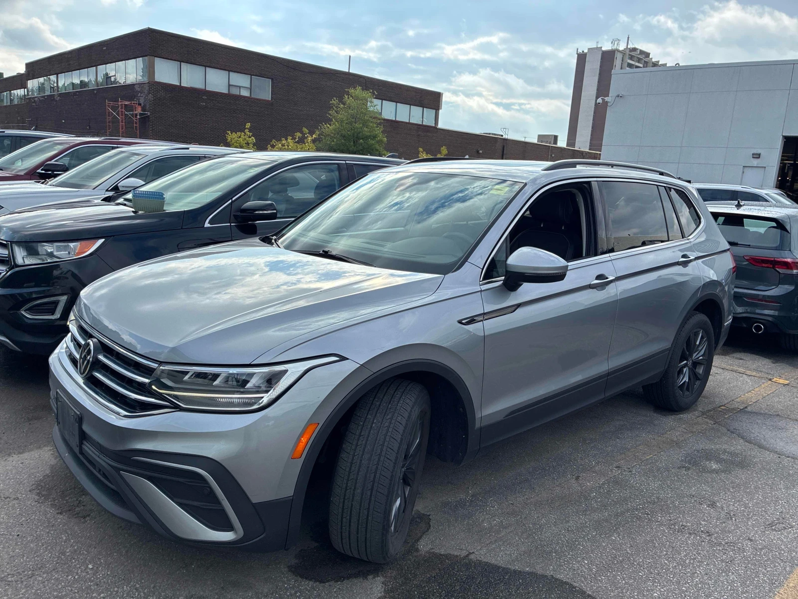 VW Tiguan * Comfortline * ОТ ПРЕДСТАВИТЕЛСТВО* , снимка 15 - Автомобили и джипове - 56062980