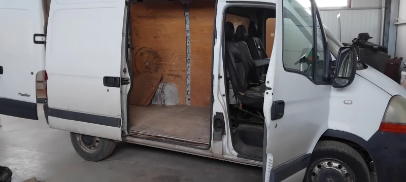 Renault Master L1H2, снимка 7 - Бусове и автобуси - 52947342