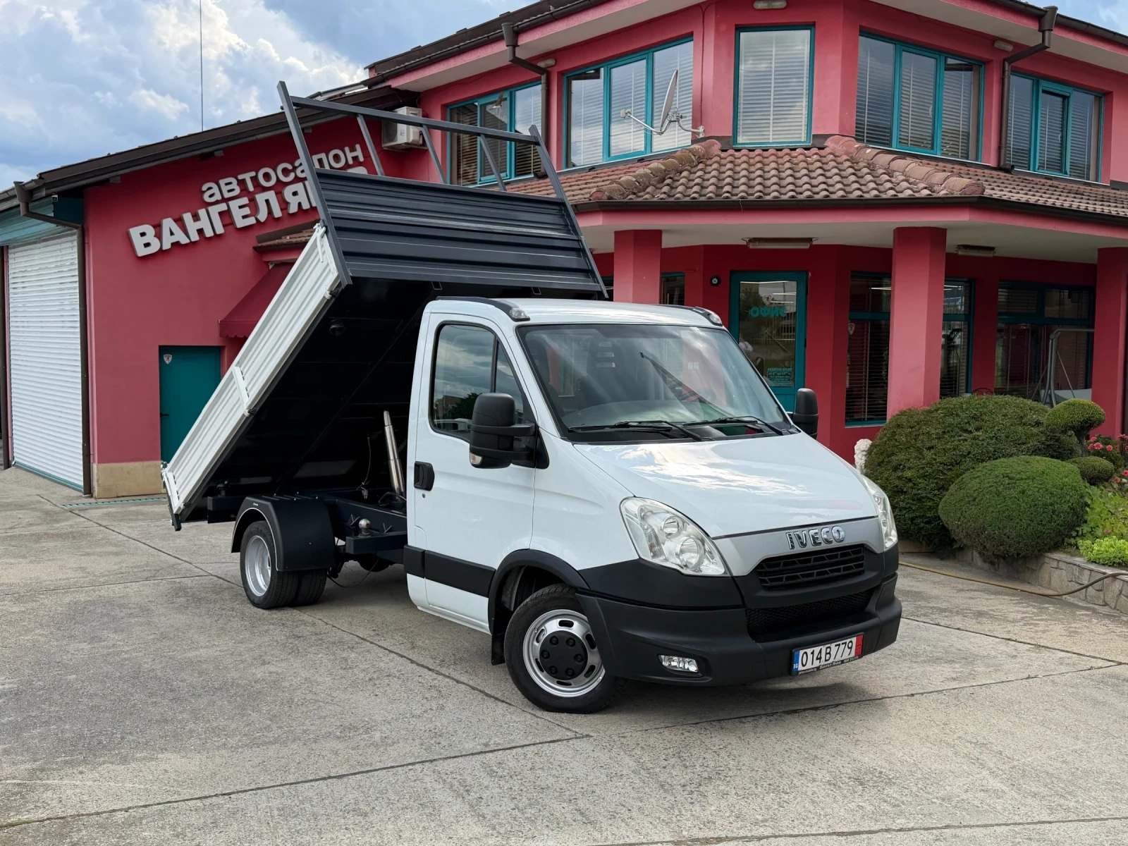 Iveco Daily 3.0HPI* Климатик* Тристранен самосвал* 3.50м кош