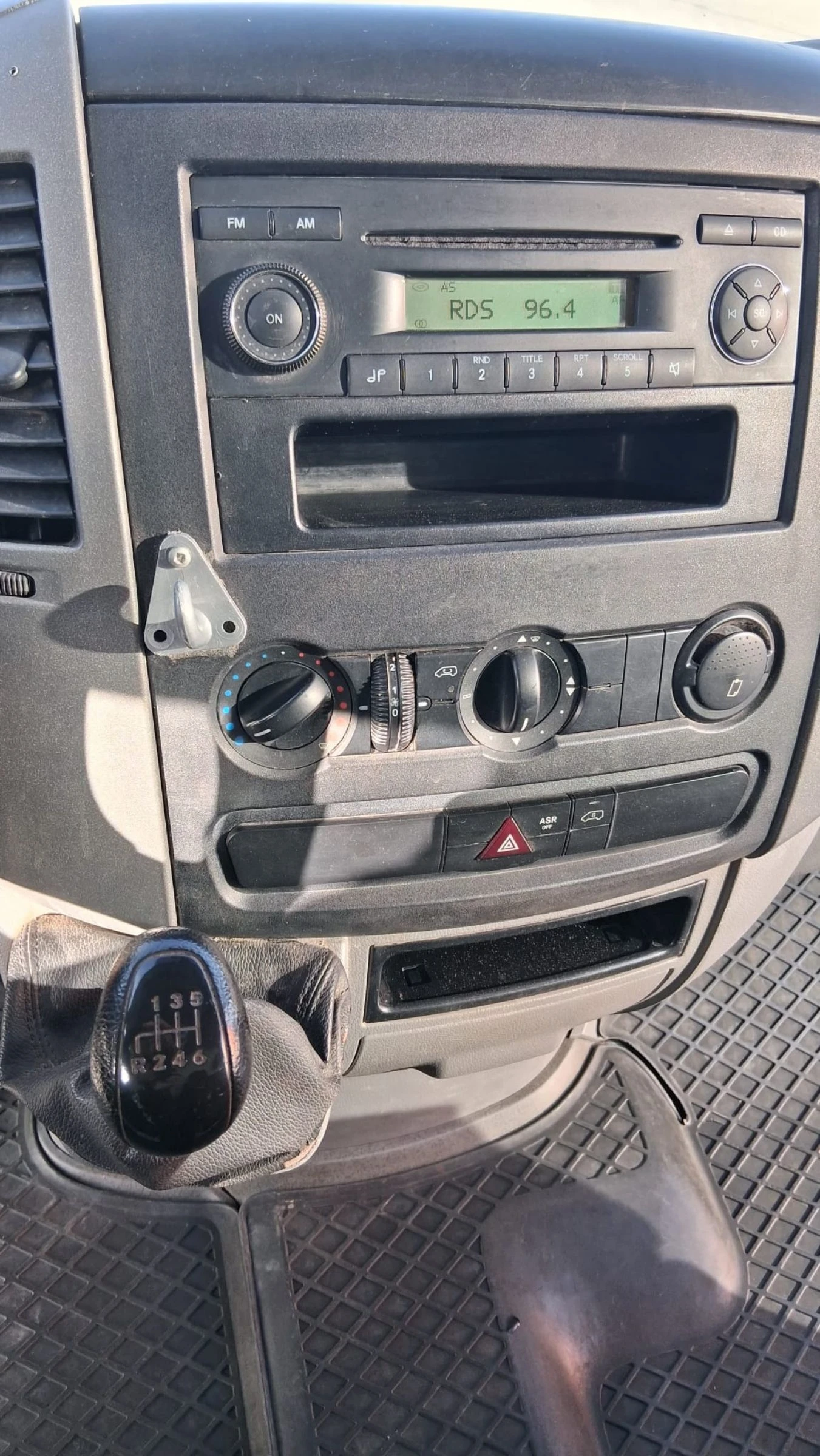 Mercedes-Benz Sprinter 316 316cdi sprinter 2.2 163k.c, снимка 8 - Бусове и автобуси - 55351372