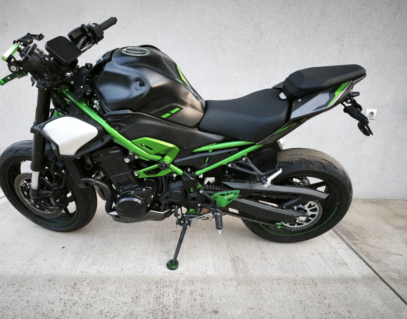 Kawasaki Z 900, Quickshifter, 2025 година, ЛИЗИНГ  - изображение 7