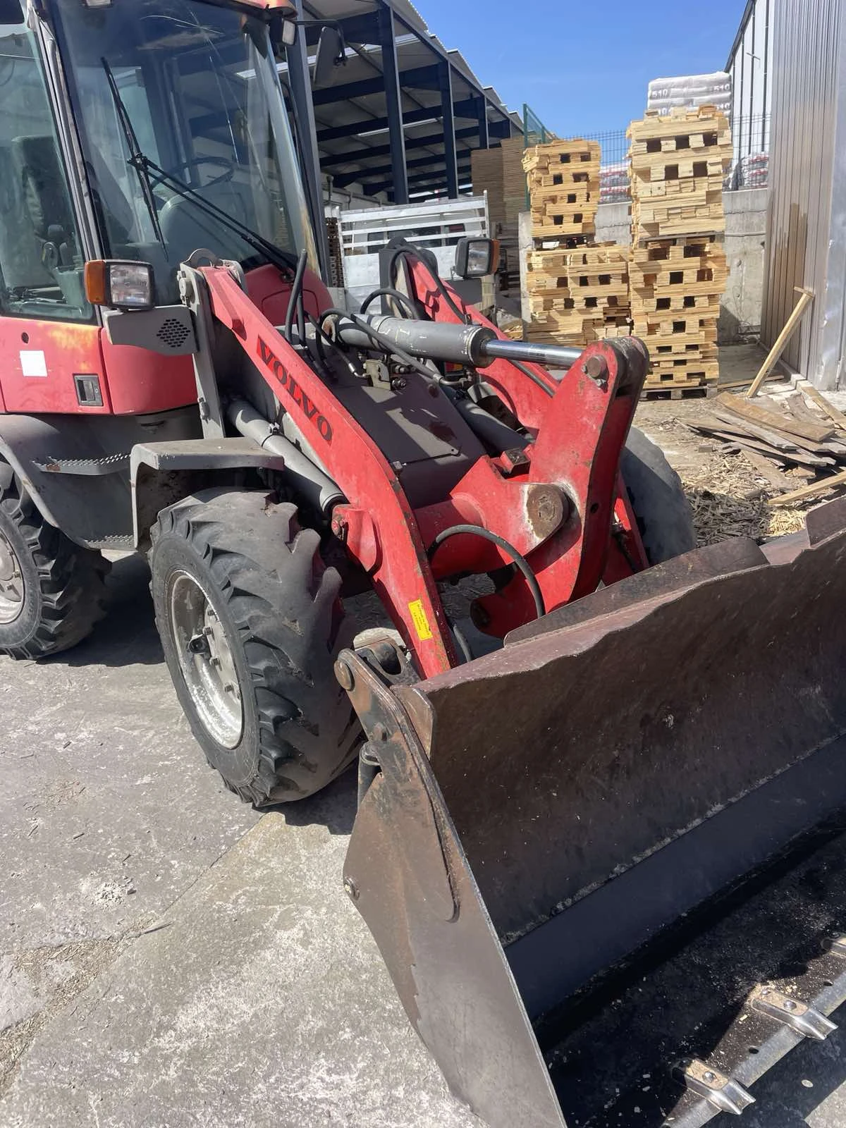 Челен товарач Volvo L30 B-Z, снимка 7 - Индустриална техника - 54219547