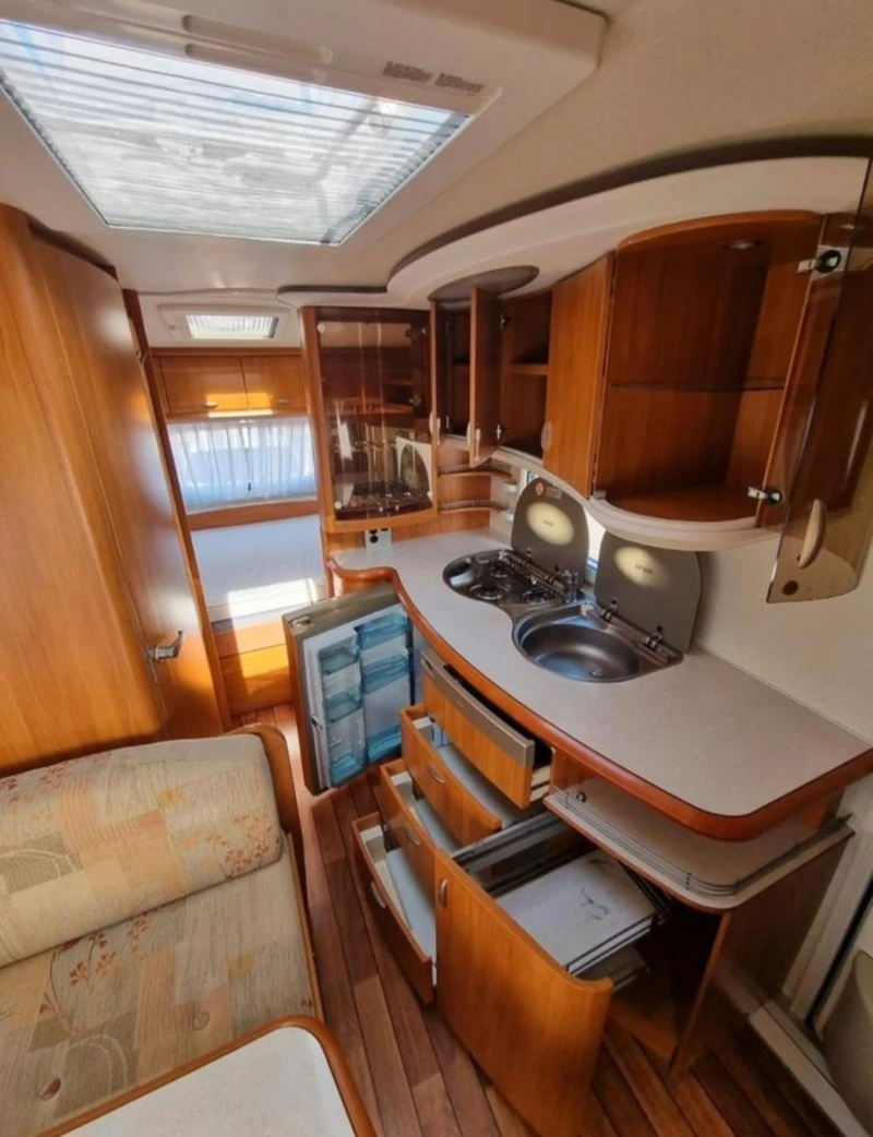 Каравана Hobby Excellent easy 440, снимка 8 - Каравани и кемпери - 52256989