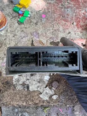 Peogeot 208 2016г централа ербеци, снимка 2