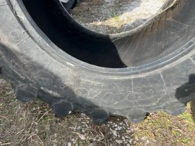 Гуми, снимка 1