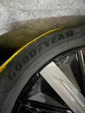 Гуми с джанти Goodyear 255/50R21, снимка 2