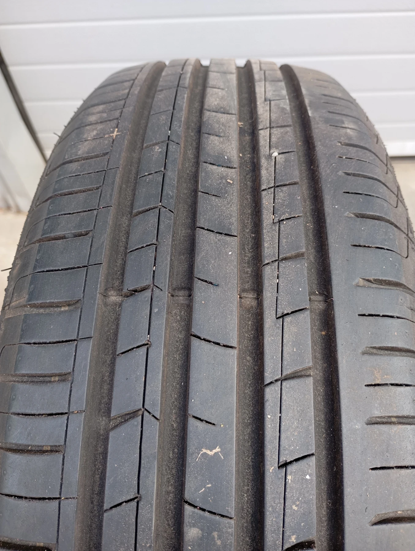Гуми Летни 205/60R16, снимка 5 - Гуми и джанти - 53913698
