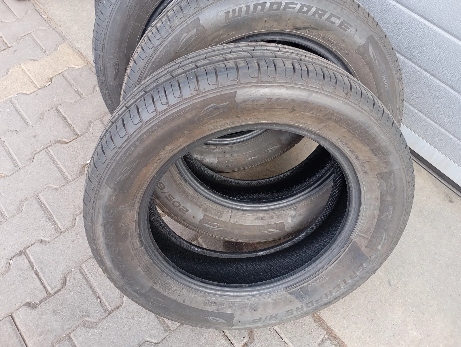Гуми Летни 205/60R16, снимка 7 - Гуми и джанти - 53913698