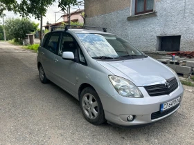 Toyota Corolla verso, снимка 5