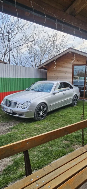 Mercedes-Benz E 320, снимка 3