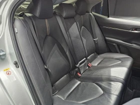 Toyota Camry 2.5 Automatic, снимка 16