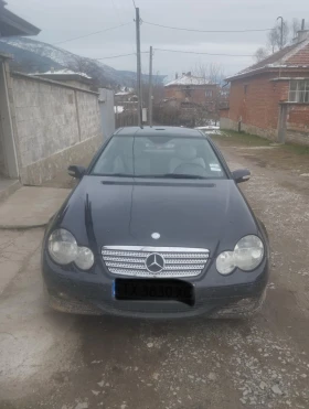 Mercedes-Benz C 220, снимка 1