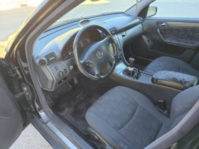 Mercedes-Benz C 200, снимка 16