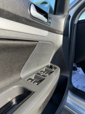 VW Golf 1.9 TDi * NAVI*  - 3999 € / 7821.36 лв. - 93675472 12