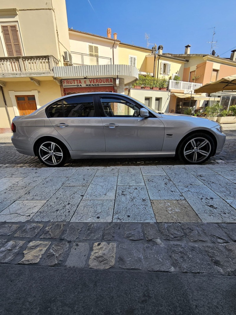 BMW 320 Xdrive, снимка 2 - Автомобили и джипове - 46355333