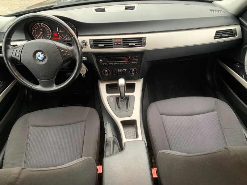BMW 318 Facelift2.0d143AutomaticEURO 5A&#127470;&#127481; , снимка 11 - Автомобили и джипове - 44389352
