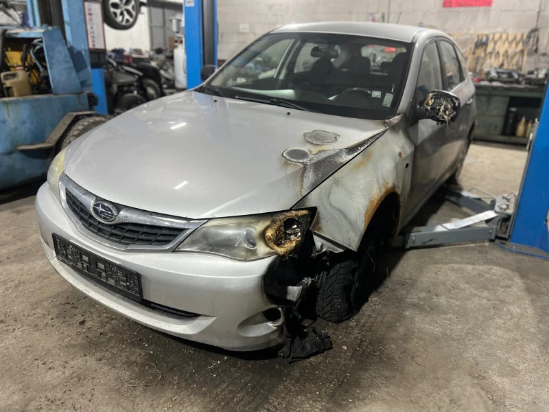 Subaru Impreza 1.5boxer, снимка 2 - Автомобили и джипове - 45710390