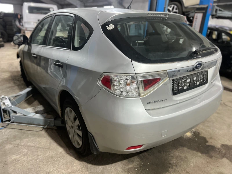 Subaru Impreza 1.5boxer, снимка 4 - Автомобили и джипове - 45710390