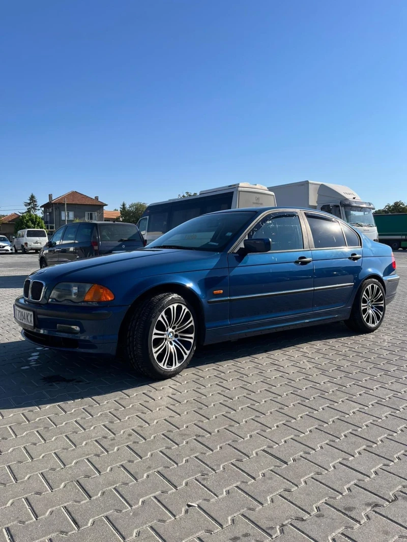 BMW 320 320D 136k.c, снимка 4 - Автомобили и джипове - 47398061