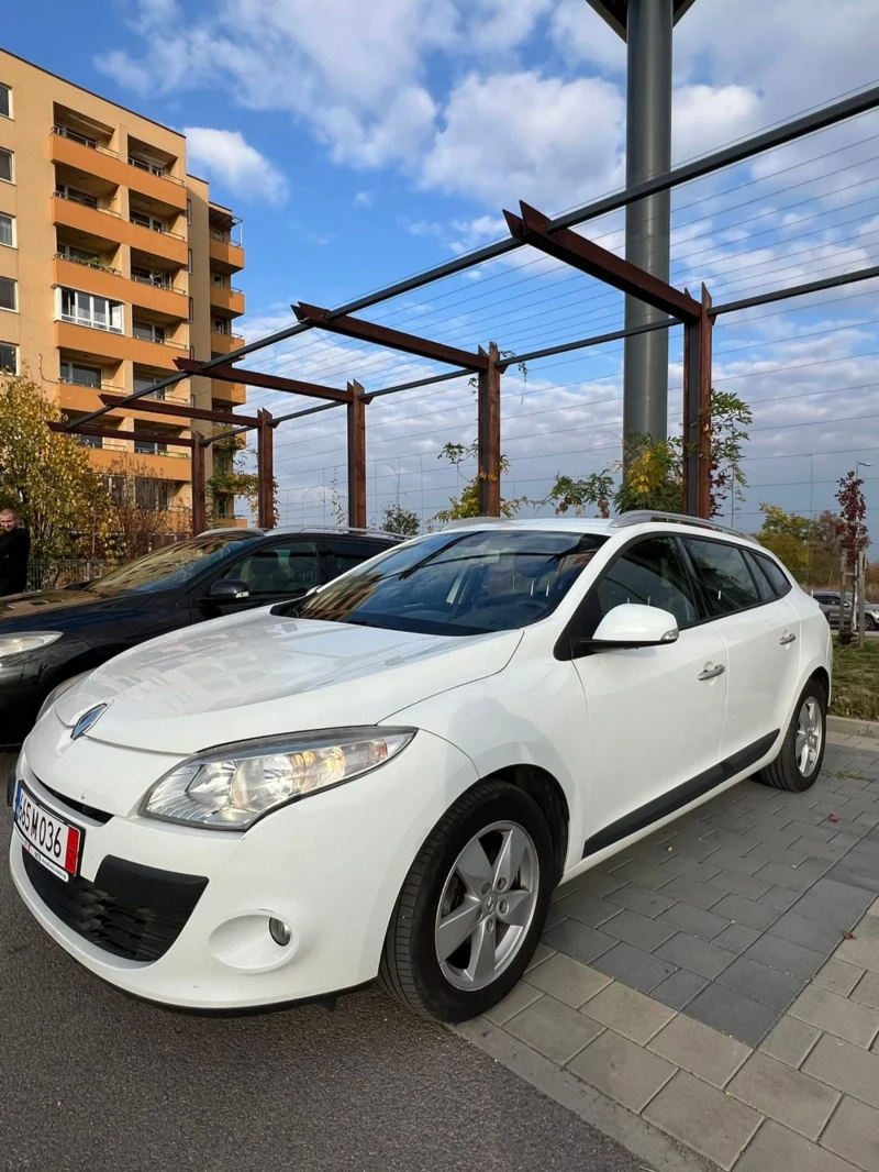 Renault Megane, снимка 2 - Автомобили и джипове - 48089478