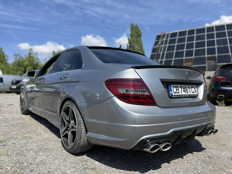 Mercedes-Benz C 300 AMG 4MATIC, снимка 4 - Автомобили и джипове - 48692820