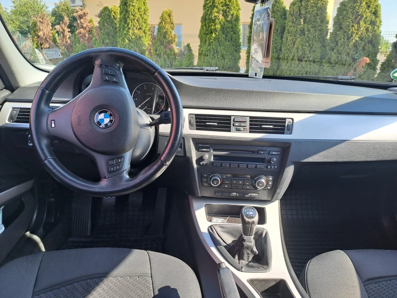 BMW 318, снимка 14 - Автомобили и джипове - 49214552