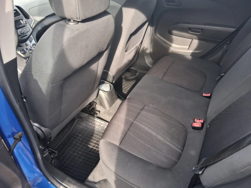 Chevrolet Aveo АВТОМАТИК, снимка 9 - Автомобили и джипове - 52467978