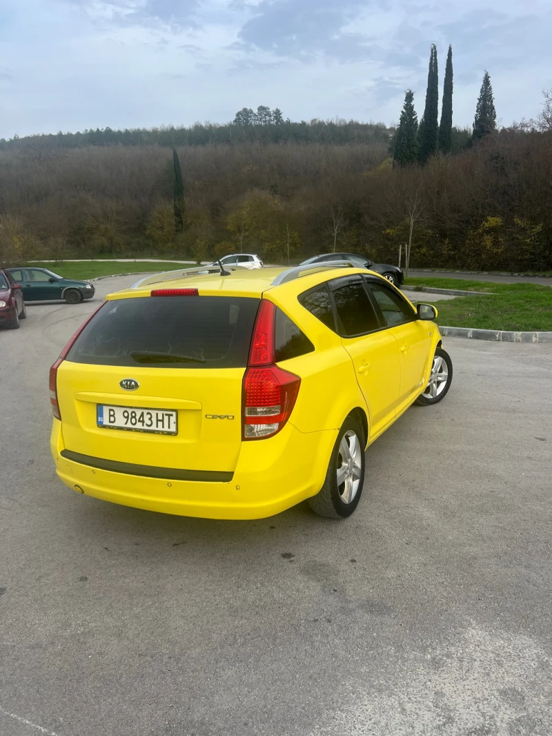 Kia Ceed, снимка 3 - Автомобили и джипове - 52504957