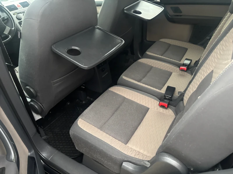 VW Touran 2008+ CROOS+ ФЕЙС+ 2.0TDI+ 140кс+ 6ск, снимка 12 - Автомобили и джипове - 52584249