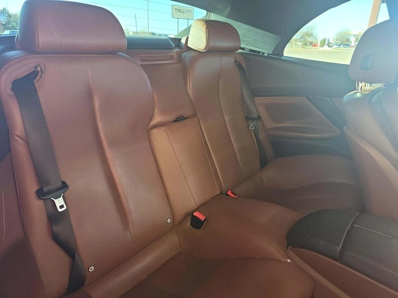 BMW 640 ПОДГРЕВ* ОБДУХВАНЕ* КАМЕРА* КЕЙЛЕС* LANE* ASSIST* , снимка 11 - Автомобили и джипове - 52936572