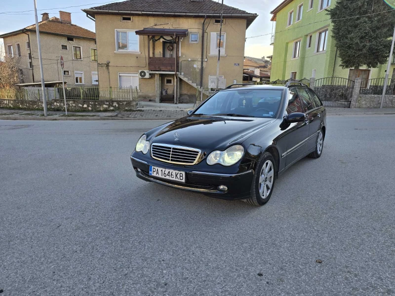 Mercedes-Benz C 200, снимка 2 - Автомобили и джипове - 52876591