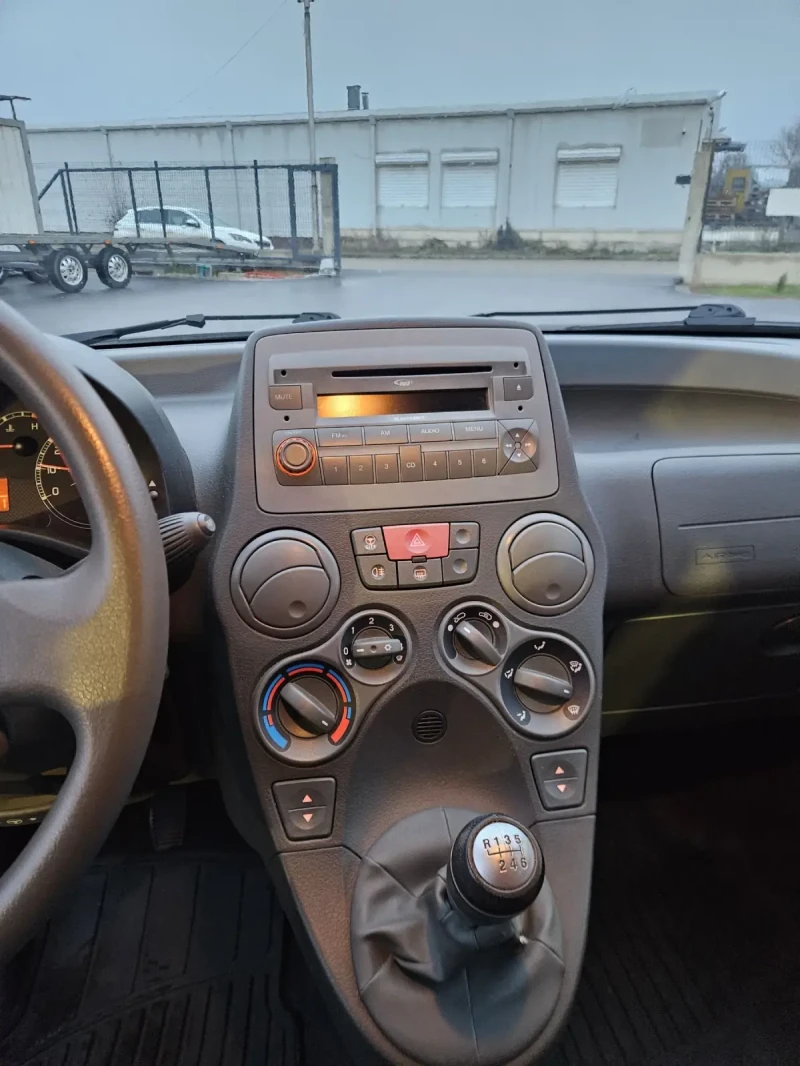 Fiat Panda, снимка 5 - Автомобили и джипове - 52889322