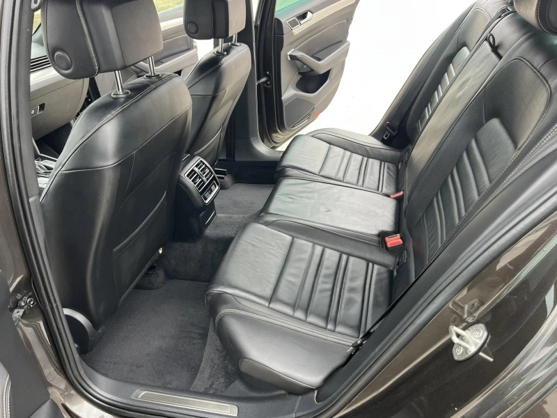 VW Passat R-LINE 2.0TDI 150кс EURO 6B FULL ВНОС ИТАЛИЯ, снимка 8 - Автомобили и джипове - 53488804