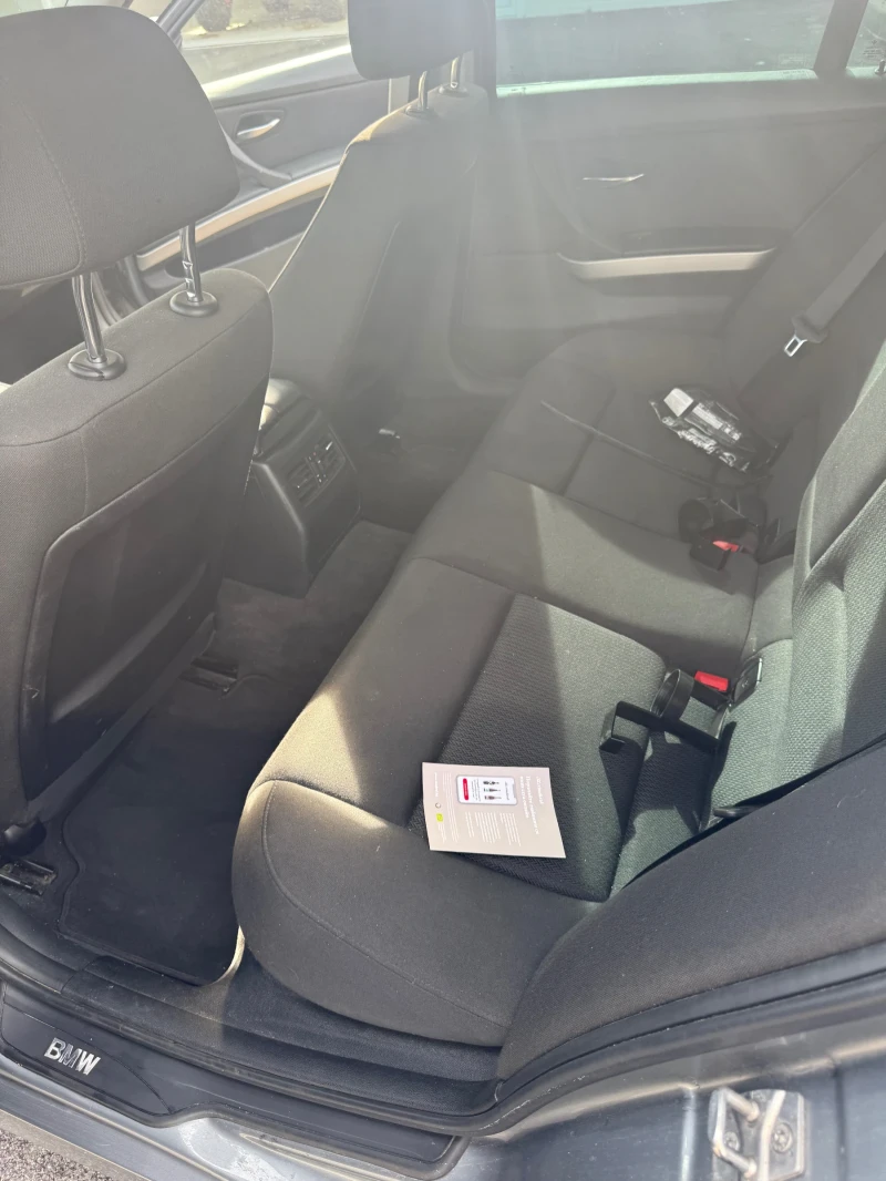 BMW 318 318d 143кс подгрев/климатроник/парктроник/темпомат, снимка 8 - Автомобили и джипове - 53536053