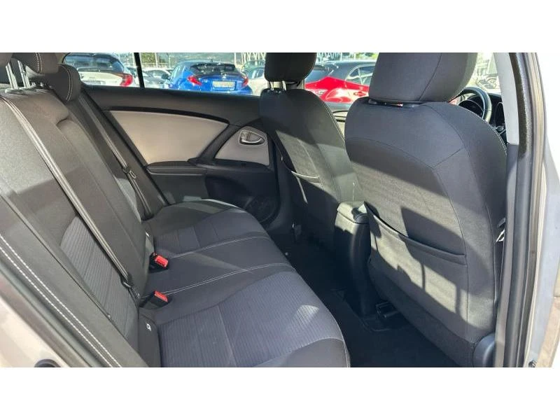 Toyota Avensis AVENSIS SDN 2.0D 6MT EXECUTIV - изображение 7