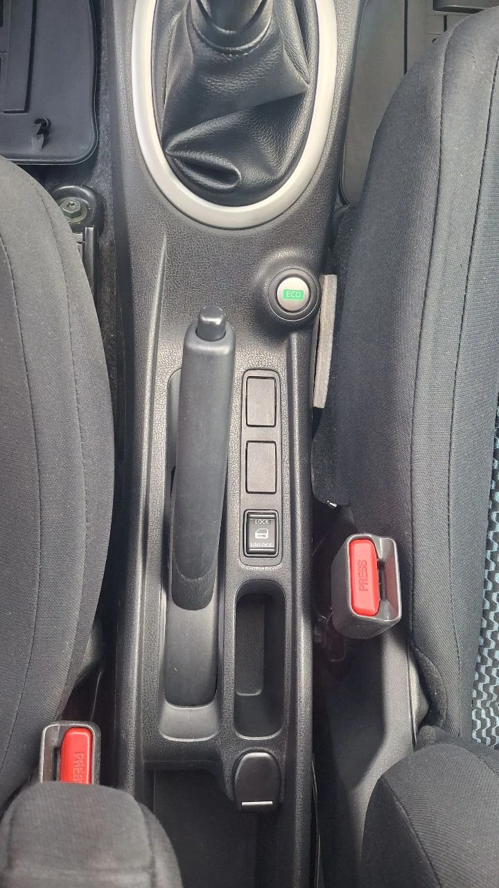 Nissan Note Acenta, снимка 16 - Автомобили и джипове - 53887695