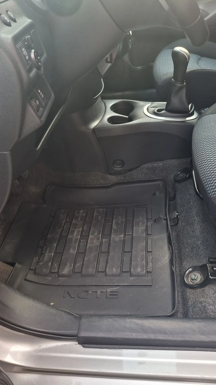 Nissan Note Acenta, снимка 12 - Автомобили и джипове - 53887695