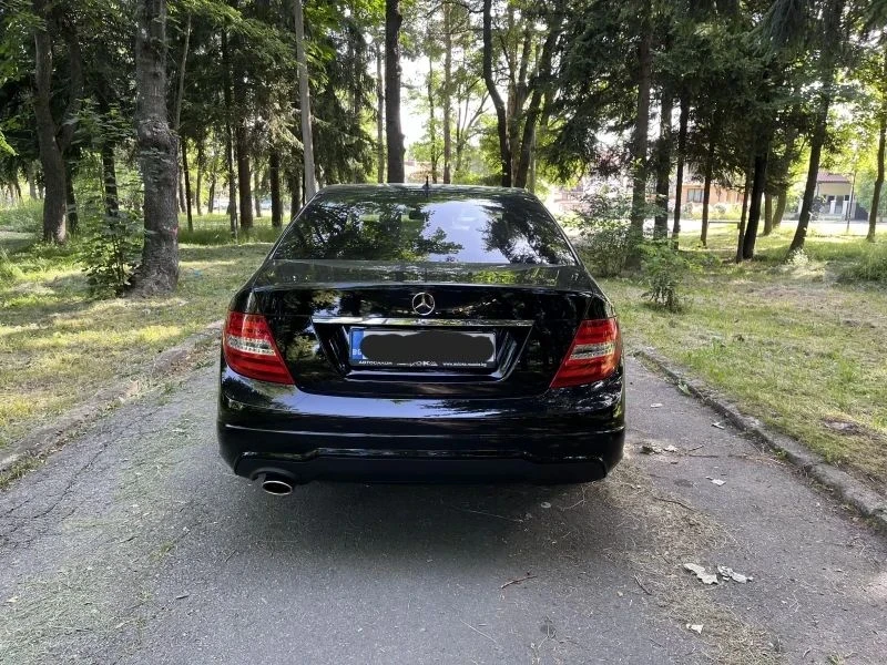 Mercedes-Benz C 220 CDI, снимка 4 - Автомобили и джипове - 54237993