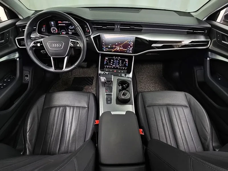 Audi A6 (C8) 45 Tfsi, снимка 7 - Автомобили и джипове - 54970940