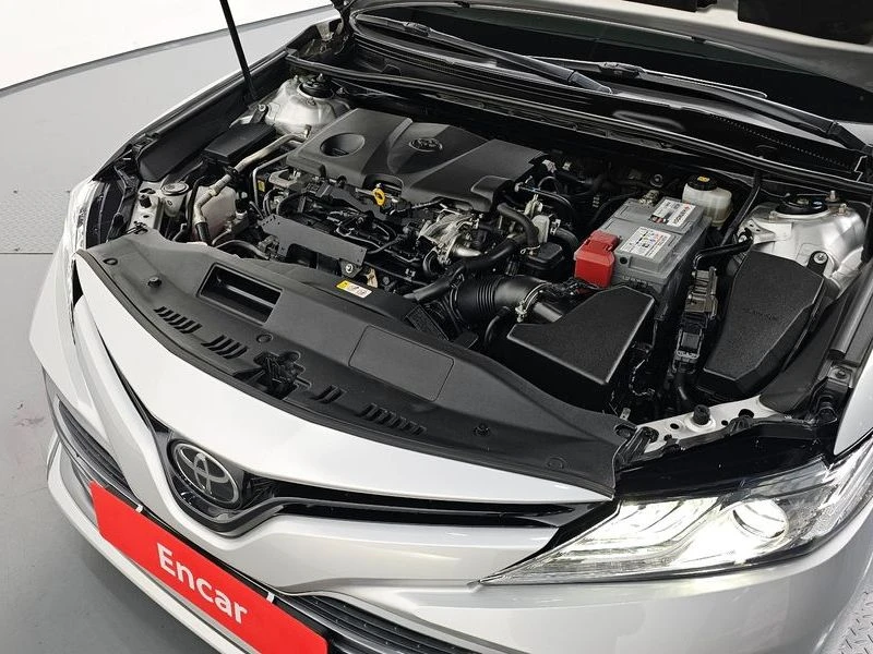 Toyota Camry 2.5 Automatic, снимка 17 - Автомобили и джипове - 55662581