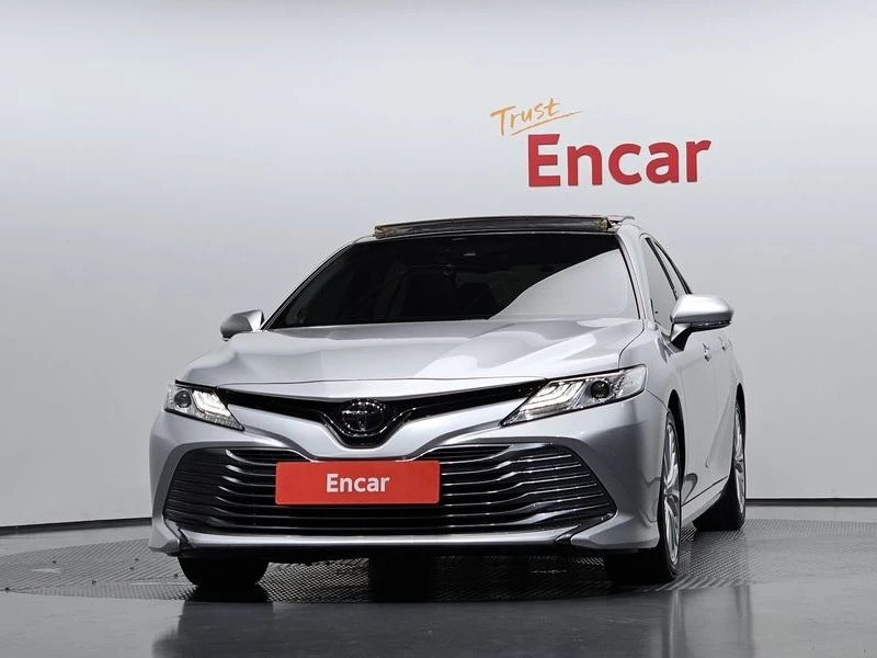 Toyota Camry 2.5 Automatic, снимка 2 - Автомобили и джипове - 55662581