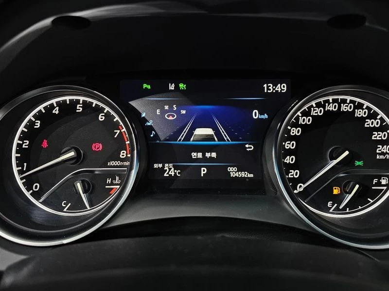 Toyota Camry 2.5 Automatic, снимка 11 - Автомобили и джипове - 55662581