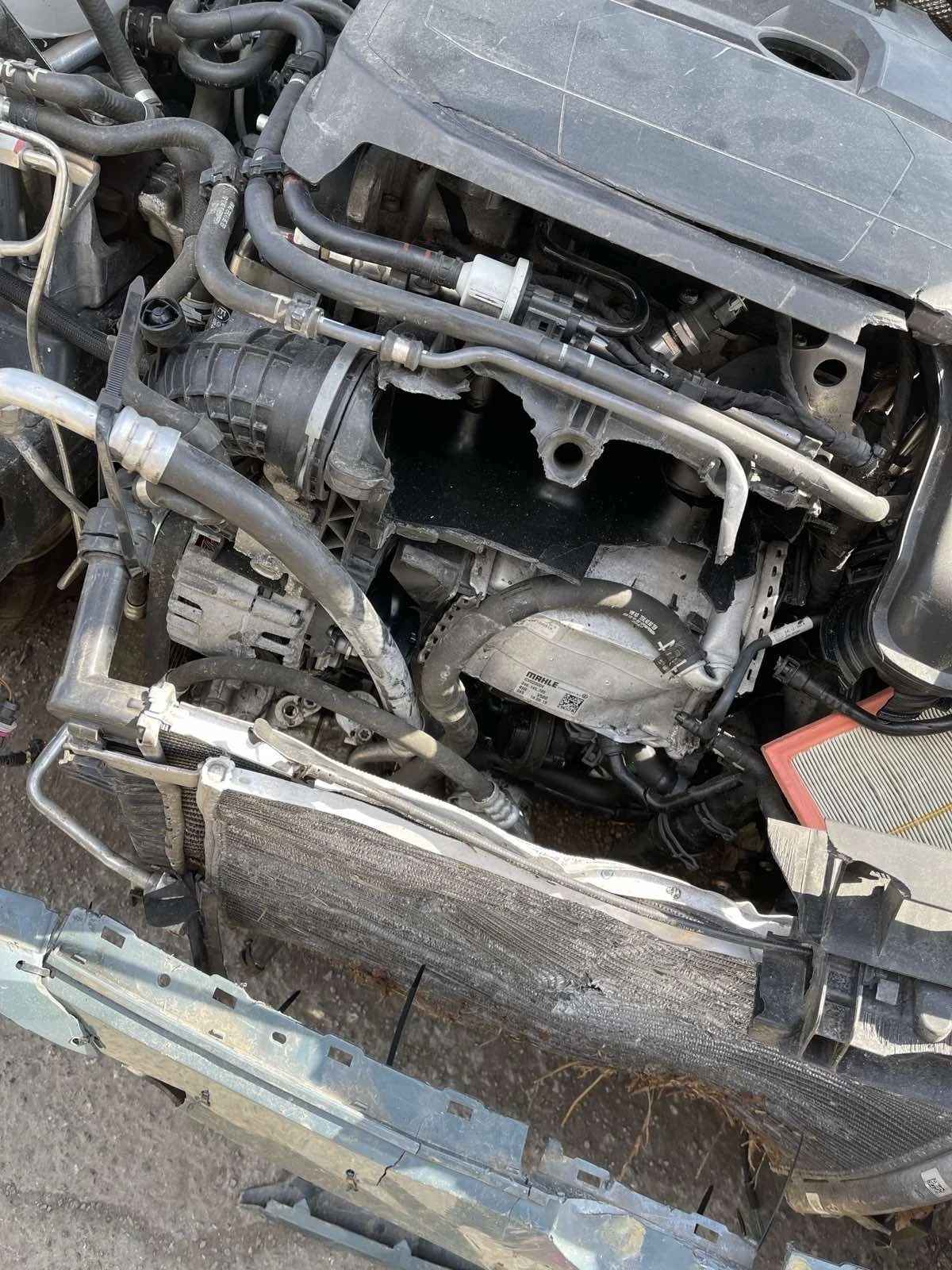 VW Golf 1.5 TGI  | Mobile.bg   12