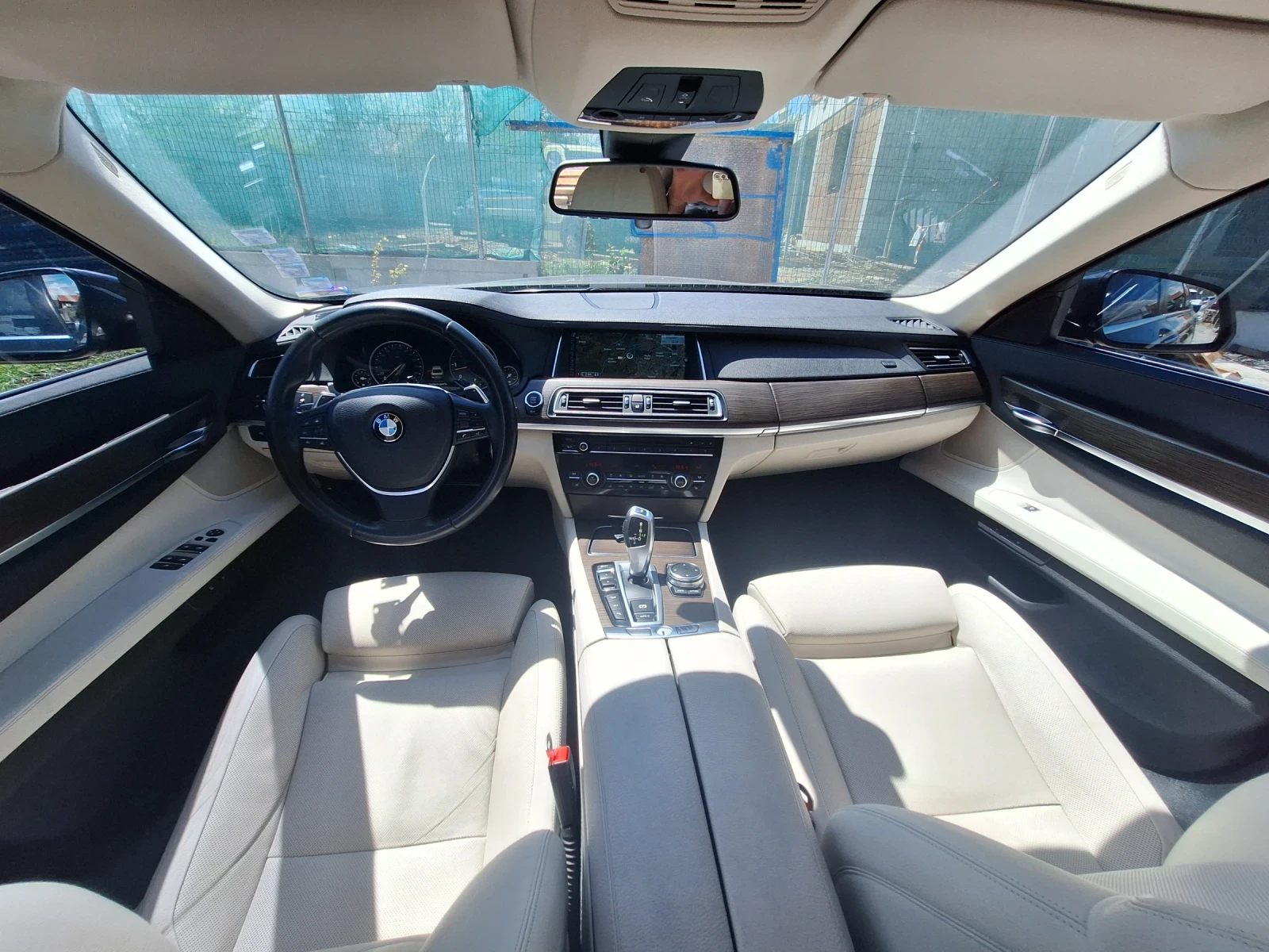 BMW 750 3.0D X-DRIVE - изображение 8