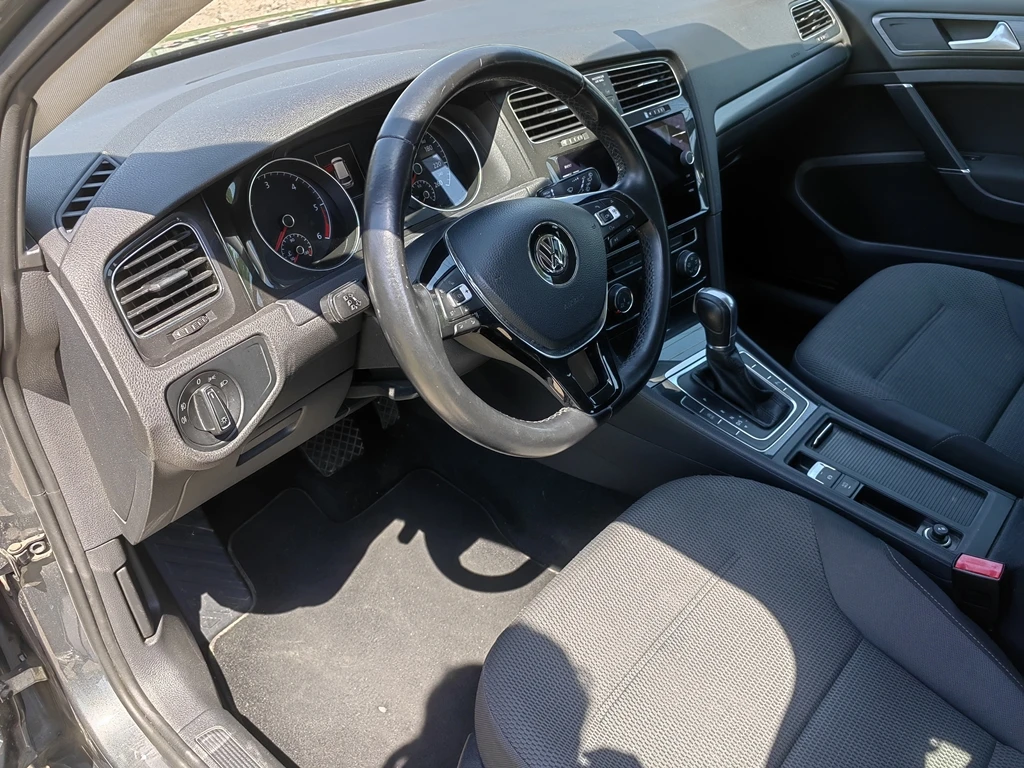 VW Golf VII 1.6TDI* ТОП* ЕДИН СОБСТВ.* СЕРВ. ИСТОРИЯ - изображение 7
