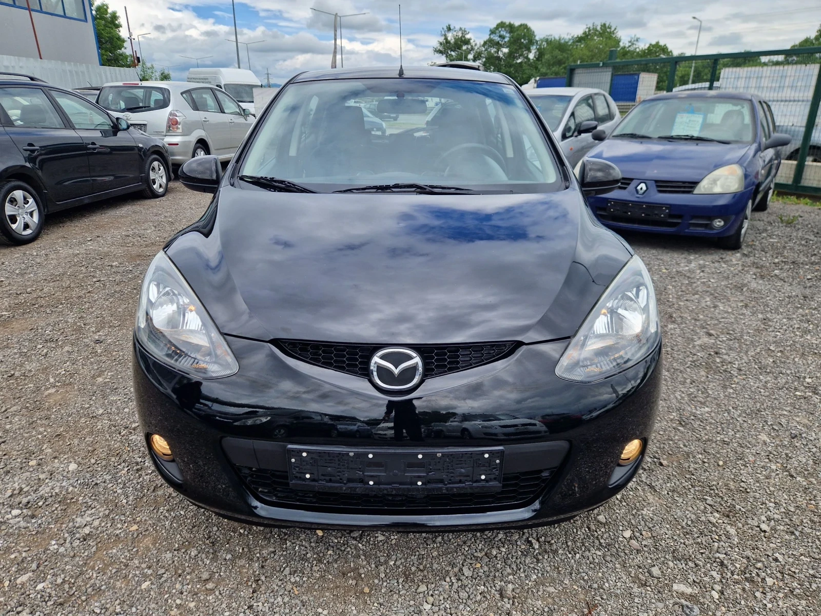 Mazda 2 1.3i 16v 75ps. LPG ITALIA - изображение 2