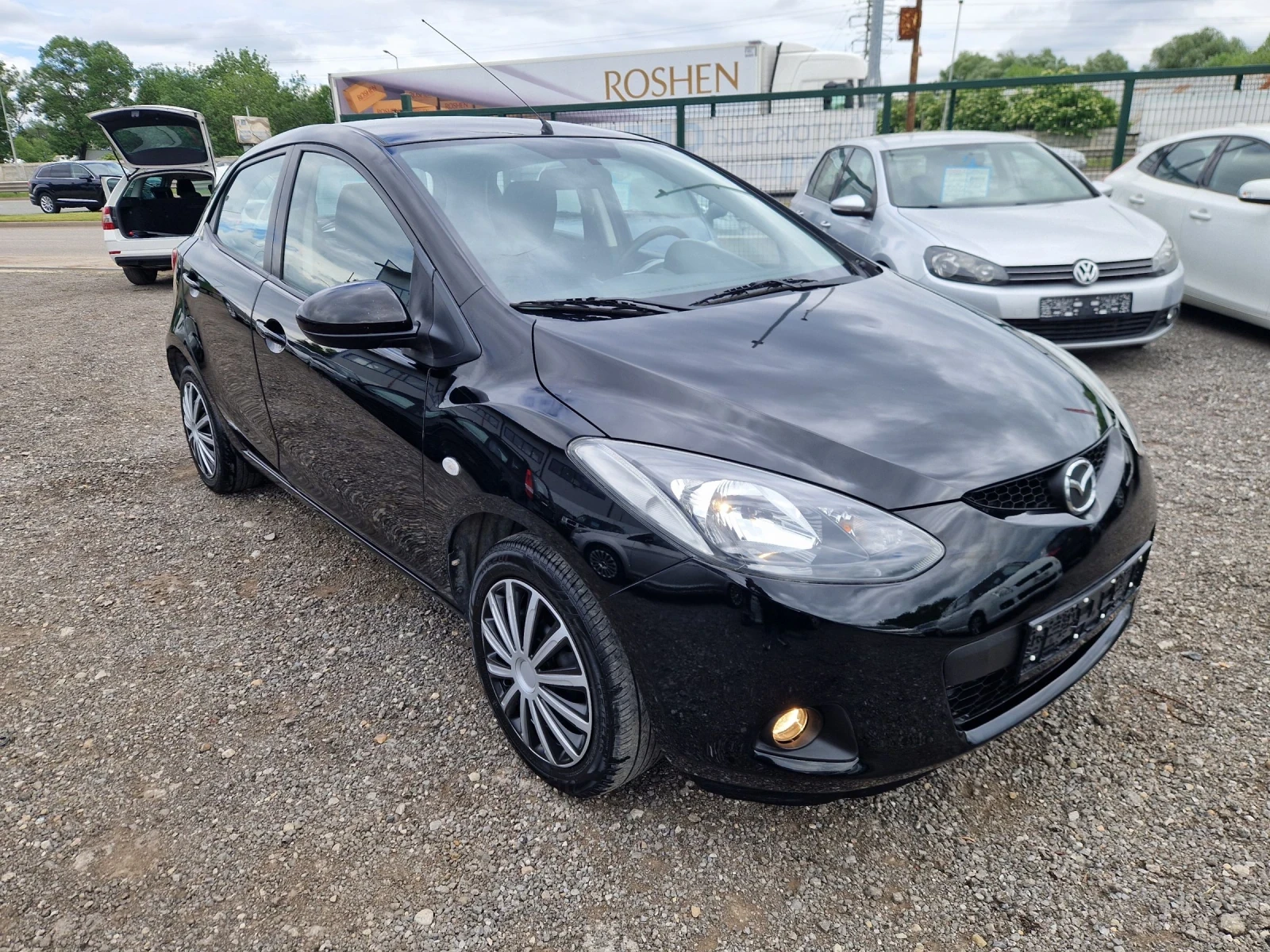 Mazda 2 1.3i 16v 75ps. LPG ITALIA - изображение 8